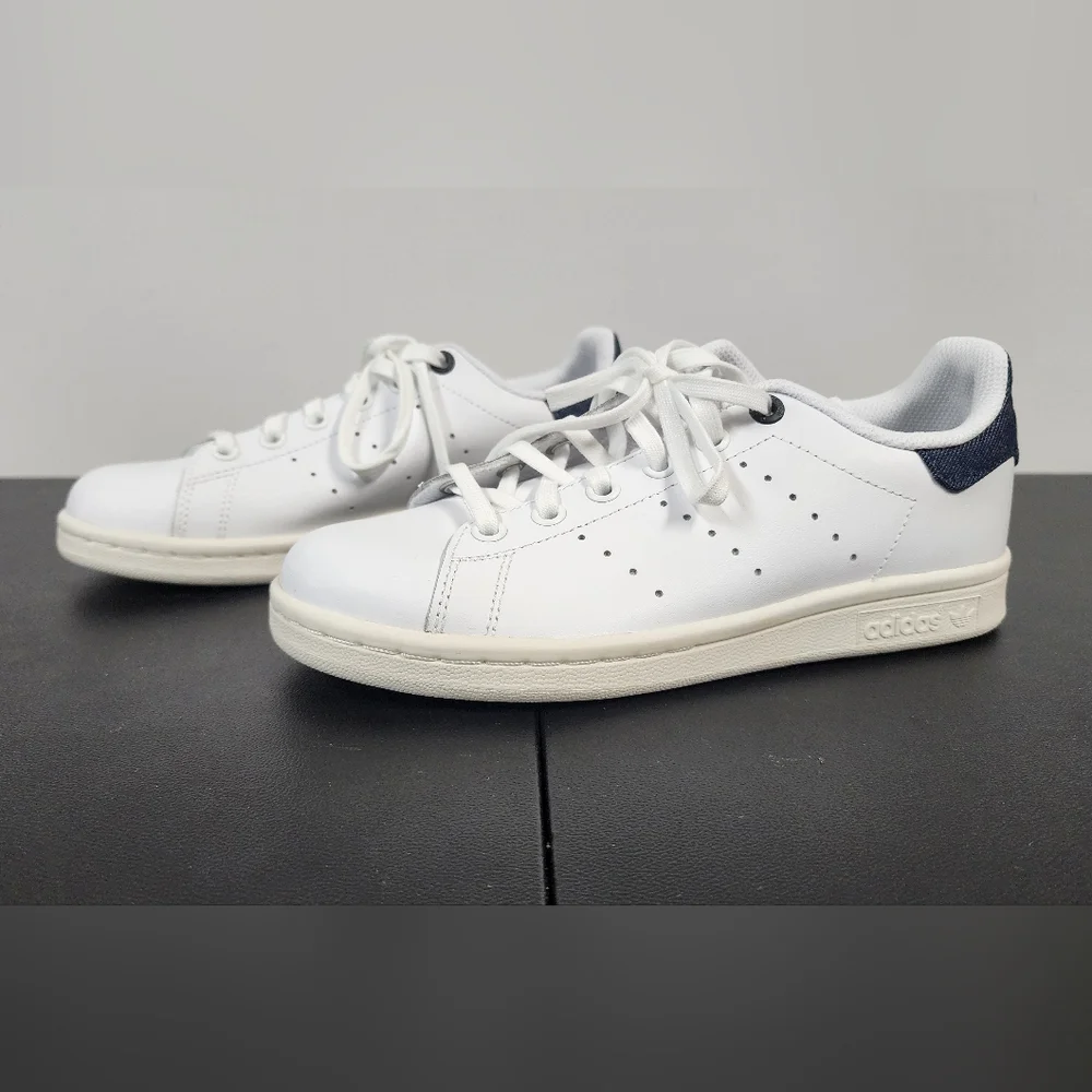 Adidas Stan Smith Junior Size 3.5US - Picture 2 of 6